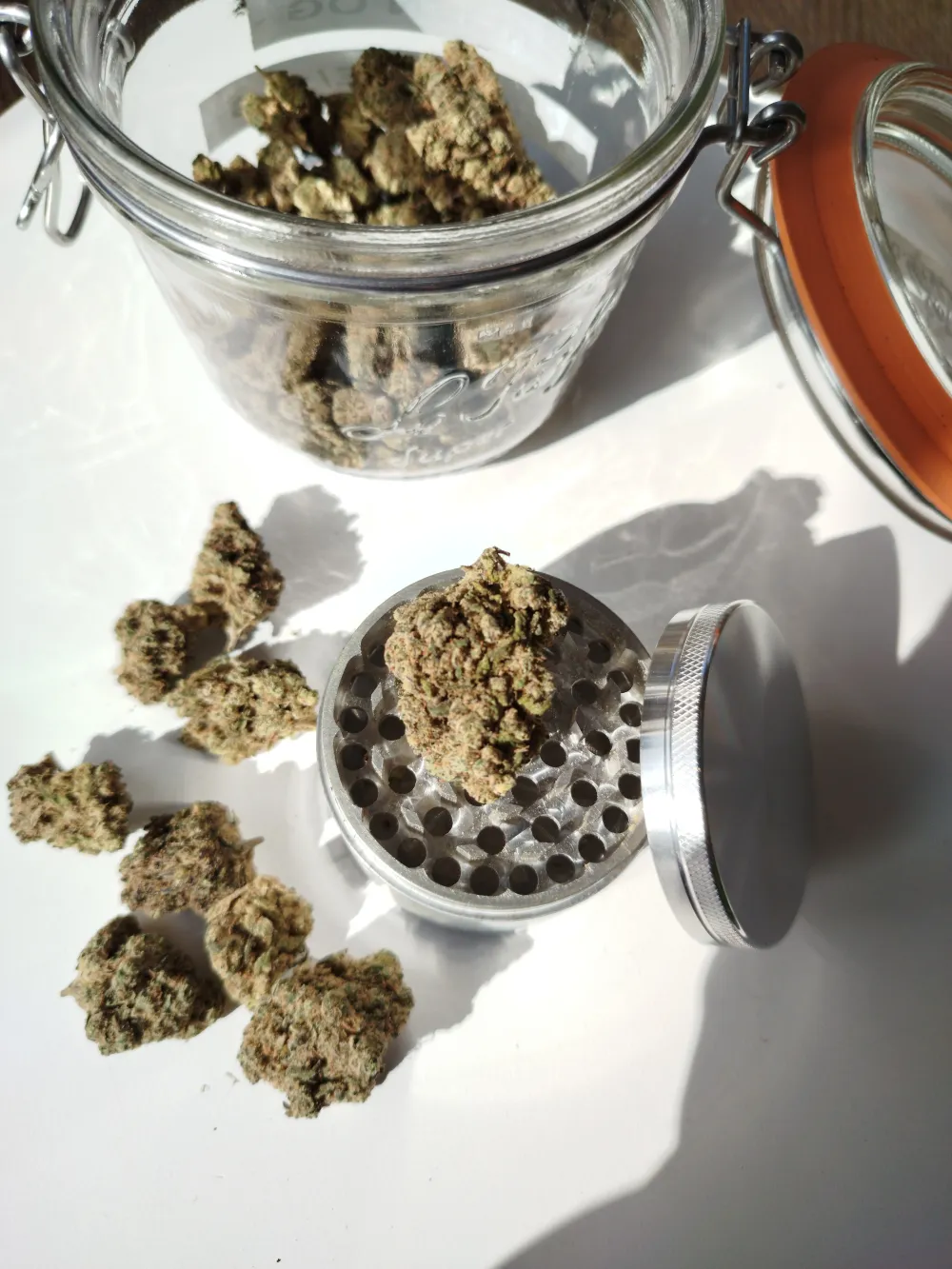 Produits CBD Le Coffre &agrave; CBD au Mans